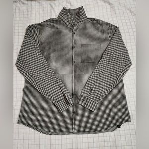 Lululemon Men’s Dress shirt black and white color
